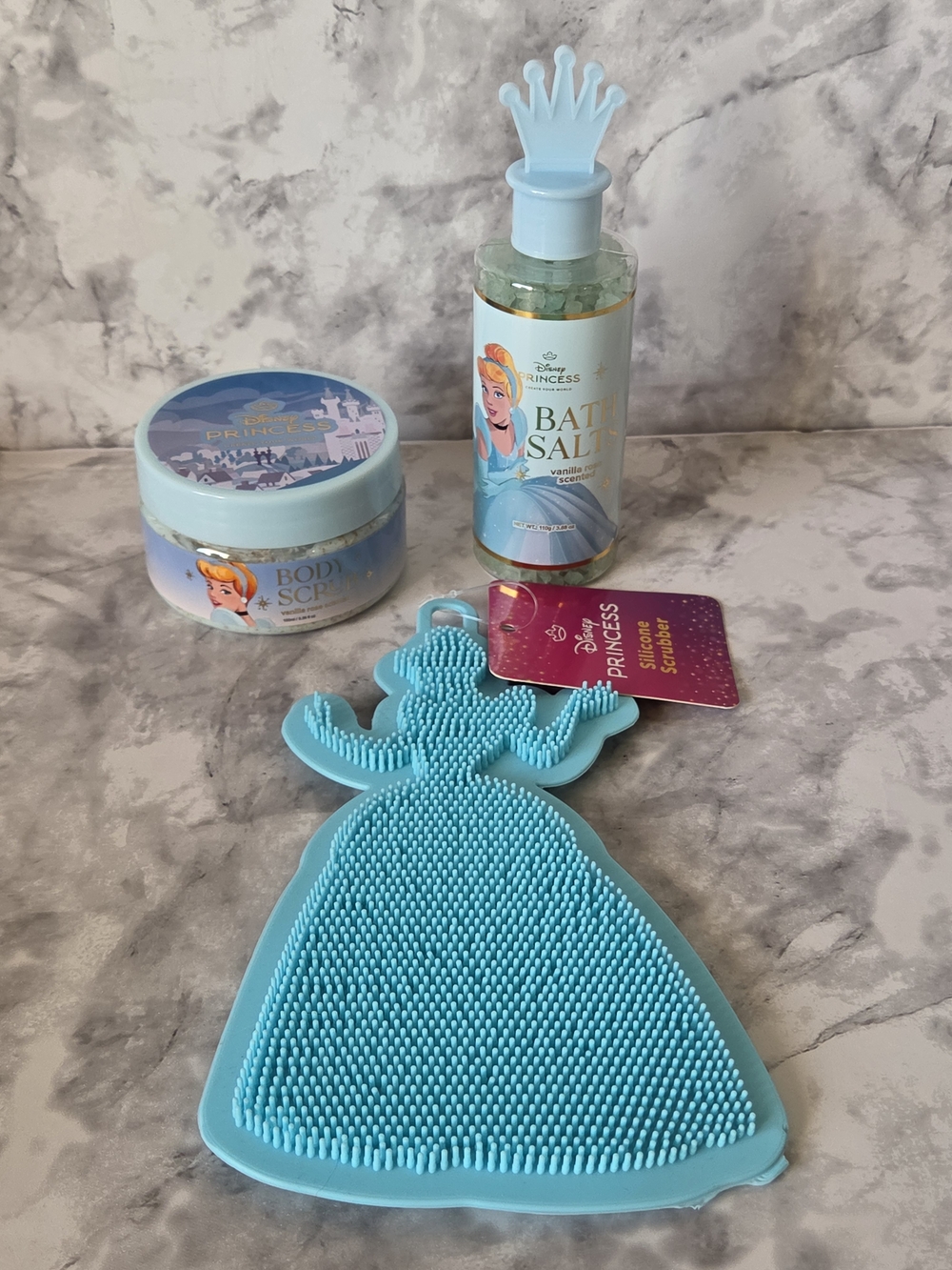 Disney Princess Cinderella Bath & Body Set with Silicone Scrubber - Blue